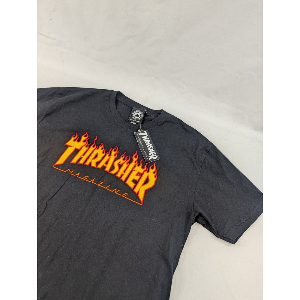Thrasher Magazine Classic FLAME LOGO Skateboard T Shirt BLACK Medium